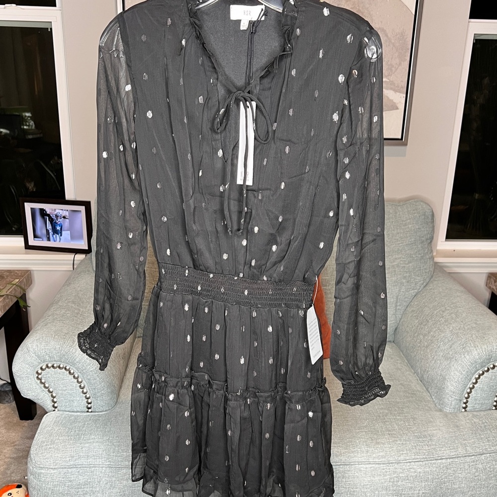 Ruffle dress floral print by Emma size S , black Clip dot